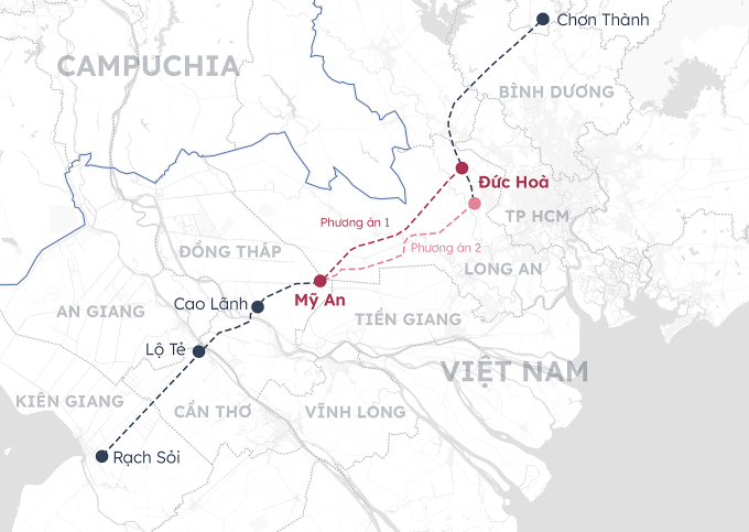 Hai phương án đoạn cao tốc Đức Hòa - Mỹ An. Phương án 1 mới đề xuất được cho rút ngắn quãng đường và chi phí so với phương án 2 trước đây. Đồ họa: Hoàng Khánh