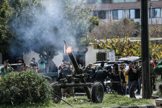 Lực lượng tân chính phủ tại Latakia, Syria, ngày 7/3. Ảnh: Reuters