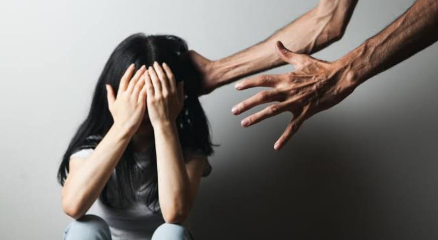 lobangpipis Bejat! Seorang Om di Sampang Tega Perkosa Keponakan seorang diri