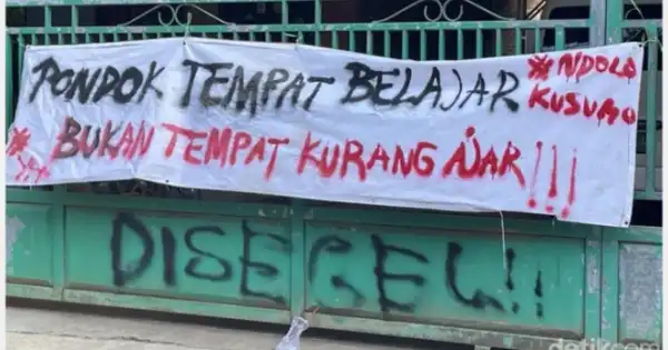 lobangpipis Pendiri Ponpes Perkosa Santriwati, Ngaku Keturunan Nabi ‎