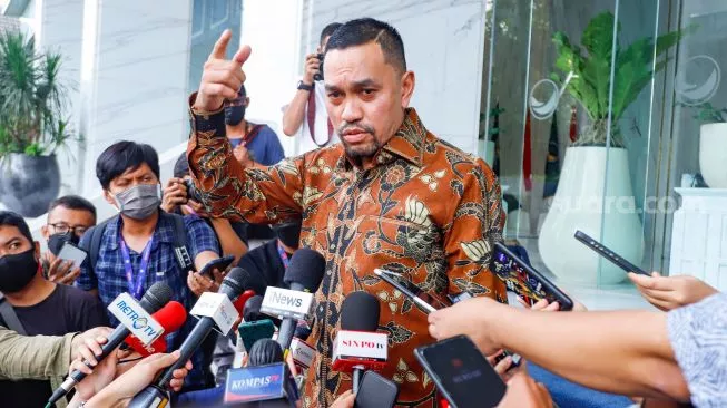 lobangpipis Ketua Komisi III DPR Minta Pendiri Ponpes Pati “Perkosa 50 Santriwati” Dihukum beban