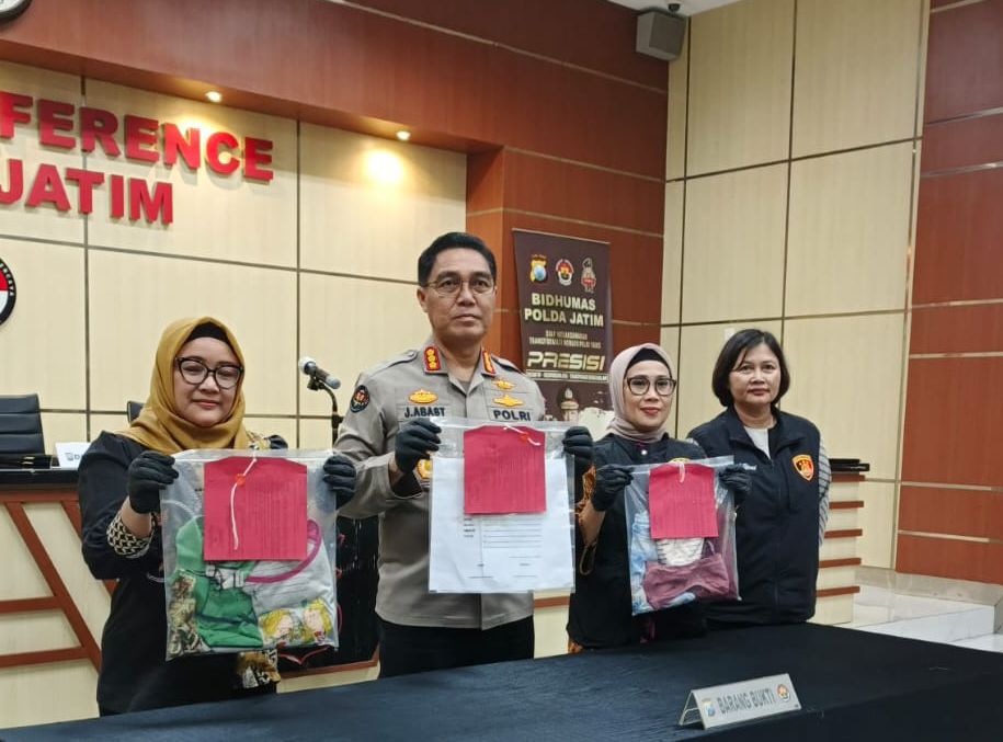 lobangpipis tindakan Bejat Bapak Tiri di Surabaya Perkosa Anak Kembar, keliru Esa Korban Tiba Hamil