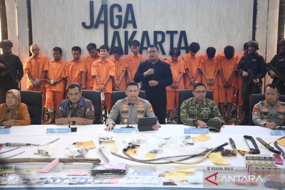 lobangpipis Kriminal kemarin, kasus begal model hingga sopir perkosa ART di Jakut